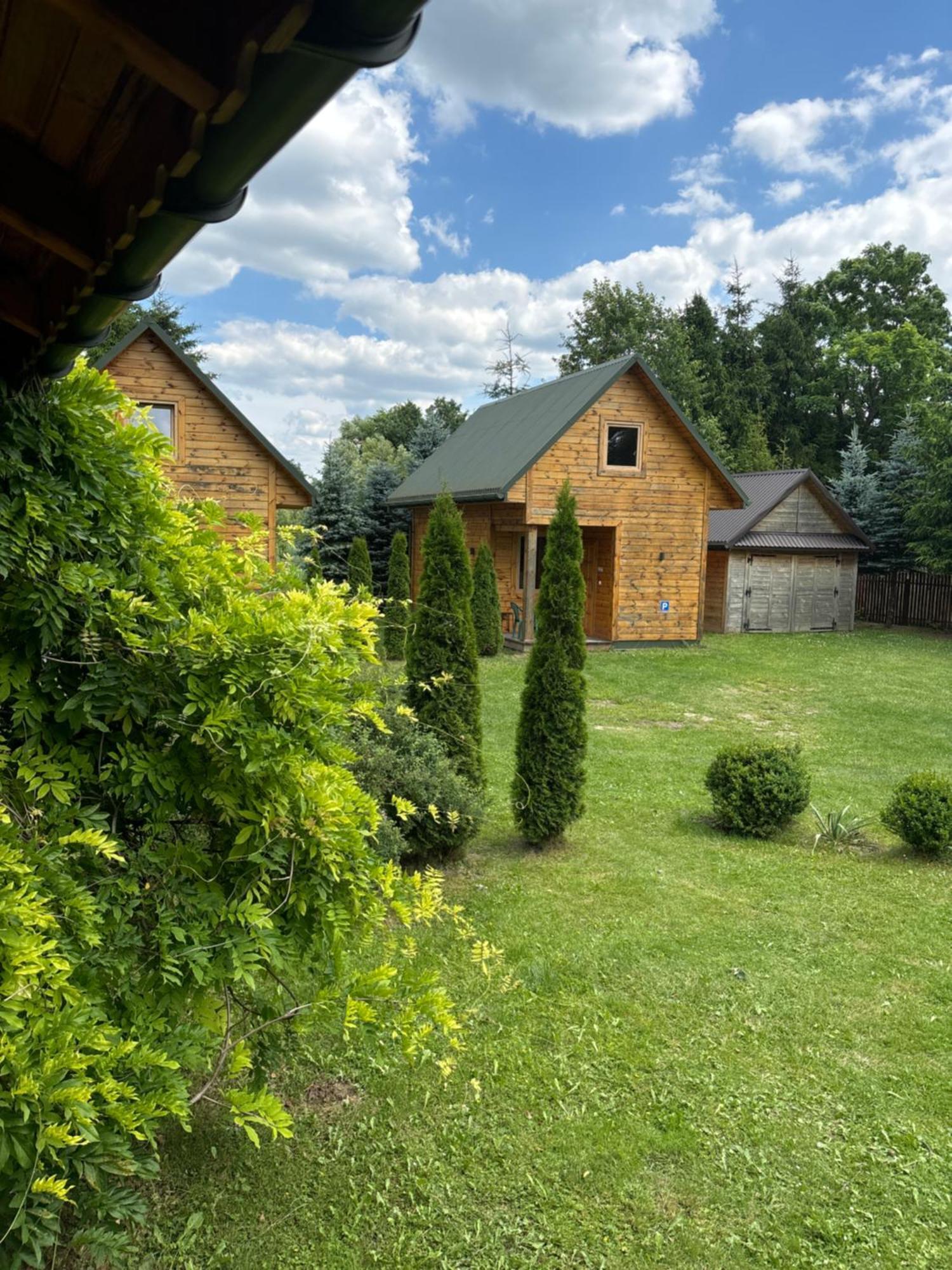 Roztoczanskie Chatki Villa Kaczorki Exterior photo